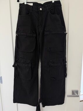 Women’s Black Denim Cargo Pants - Utility Style